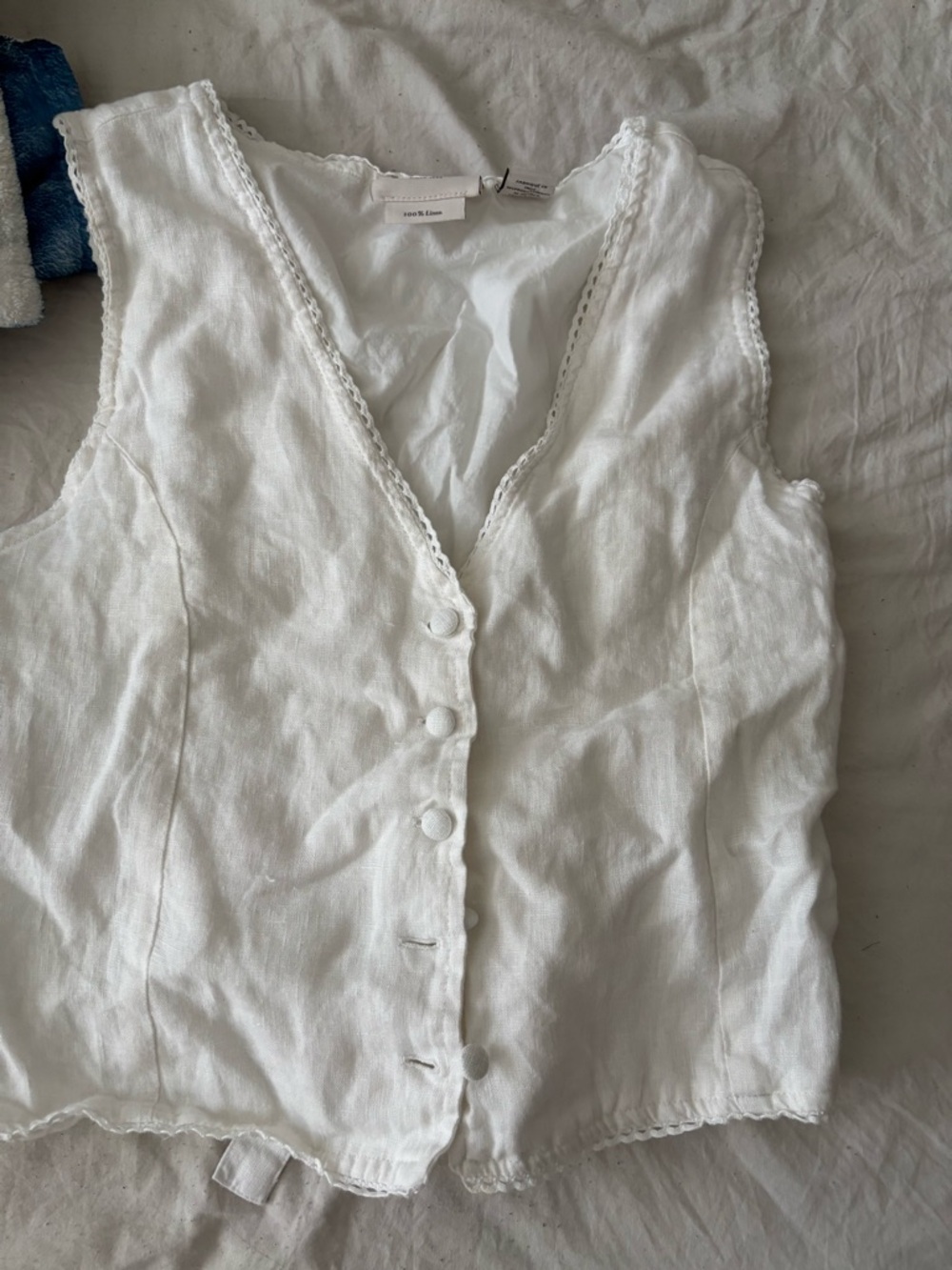 Laura Ashley White Linen Button Front Sleeveless Top